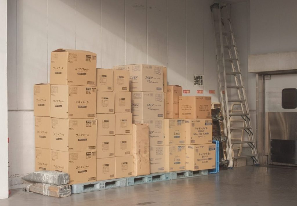 Moving home from abroad requires moving boxes overseas through a moving company