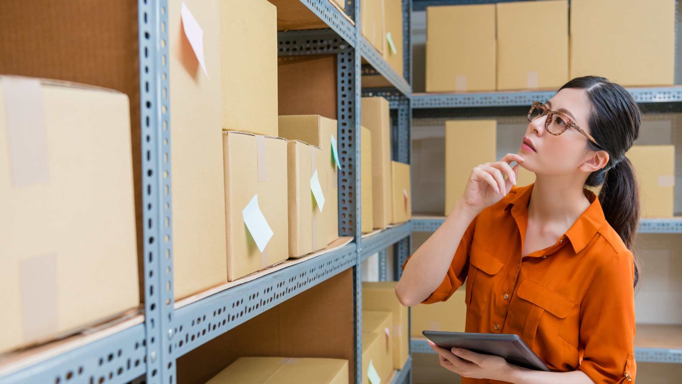 Best ways to store inventory in a self storage unit