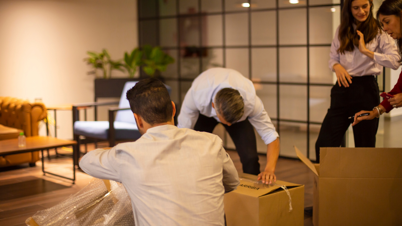Moving offices? The ultimate packing guide for businesses